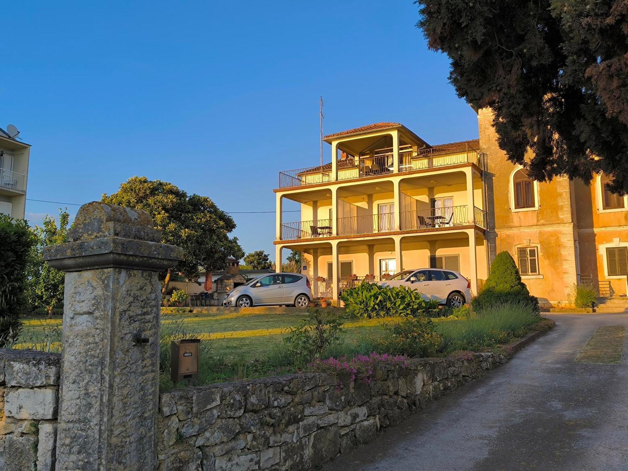 Rooms And Apartment Matika Rovinj Exterior photo