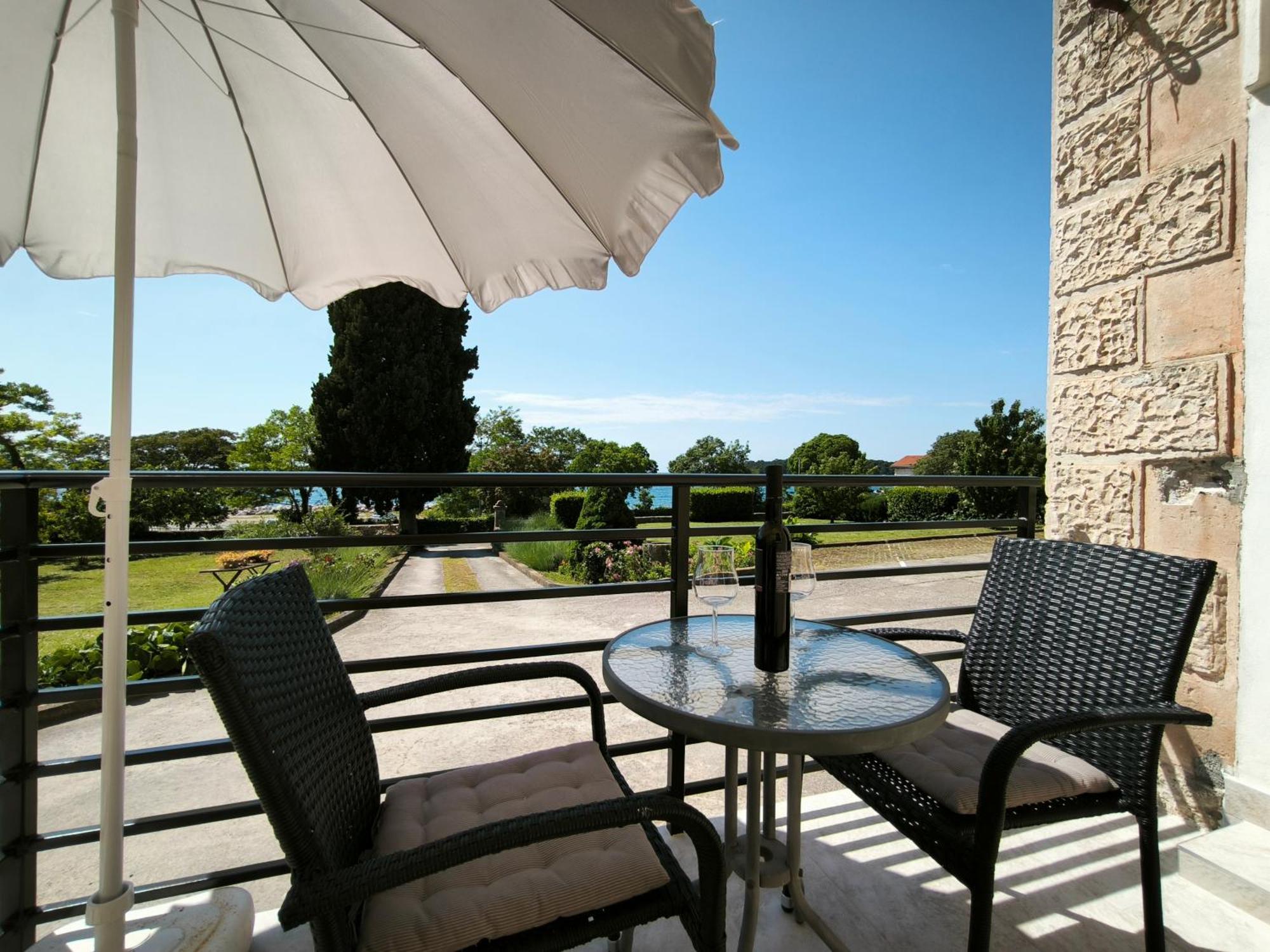 Rooms And Apartment Matika Rovinj Exterior photo
